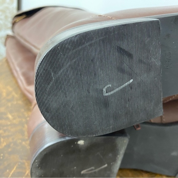 Talbots genuine leather high knee boots Sz 8.5 - Picture 9 of 10